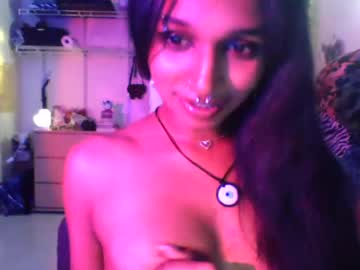 mon3ytr33 cosplay cam
