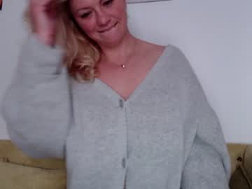 free nude cam girl kiradivine image #1685343