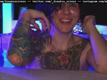 free nude cam girl _frankie_rivers image #1356421