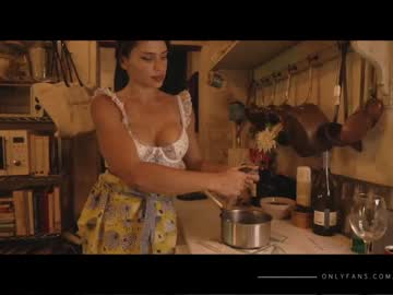 free nude cam girl lucieoude_ image #2532937