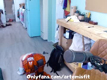 free nude cam girl artemisfit image #1456257