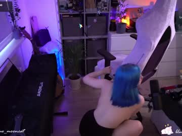 free nude cam girl blue_mooncat image #6678305