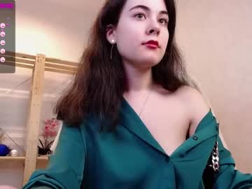 free nude cam girl mila_kimm image #3625058