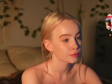free nude cam girl mother__of__dragons image #5641133