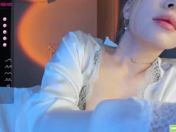free nude cam girl hee_jin image #2824965