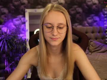 free nude cam girl angeellina image #3107292