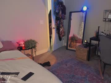 free nude cam girl audrey_ image #4932052