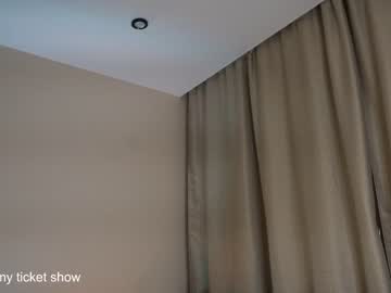 free nude cam girl cassandra_diaz image #6305453