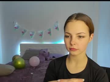 free nude cam girl amy_small image #2817622