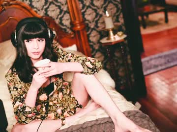 free nude cam girl ingennui image #414258