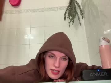 free nude cam girl bigredcarrott image #6662886