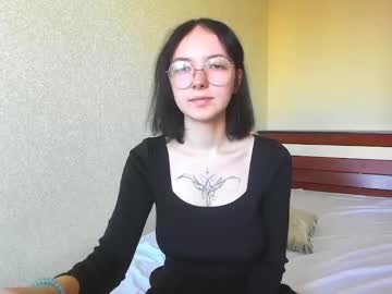 free nude cam girl emily_lil_dark image #3009280