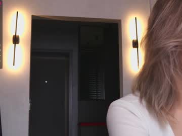 free nude cam girl angella_kleee image #4690026