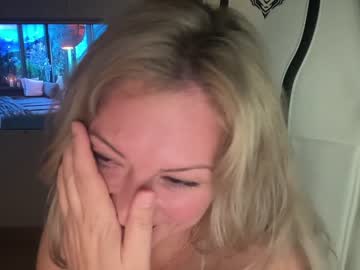 free nude cam girl kiradivine image #2611811