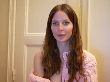 free nude cam girl ellaa91 image #2875633