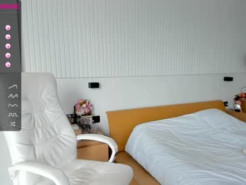 free nude cam girl hee_jin image #1703124