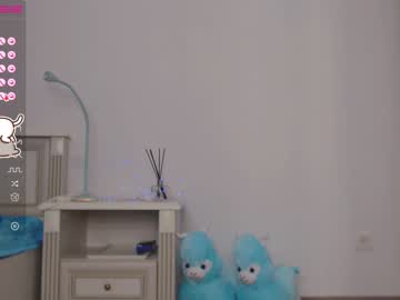 free nude cam girl small_blondee image #3041194
