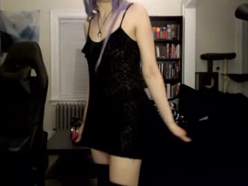 free nude cam girl runacrow image #4411945