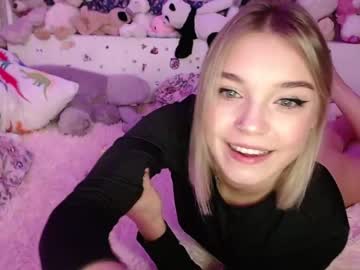 free nude cam girl babyfromtheforest image #373843