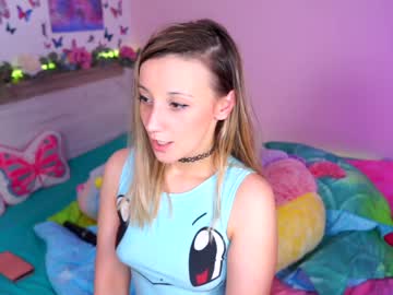 free nude cam girl juicyandthepussyblvd image #1337355