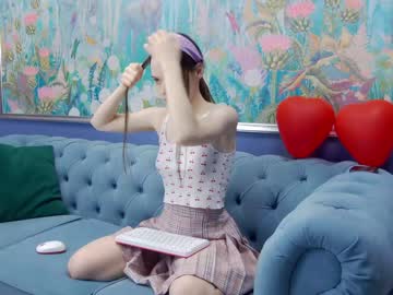 free nude cam girl kriskras__ image #3863582