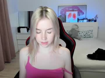 free nude cam girl _emiliaaa image #4270008