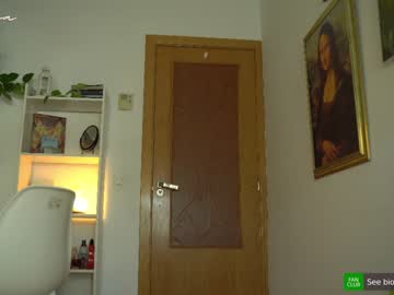 free nude cam girl arletnoa image #5402798