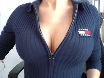 free nude cam girl drink_my_juices image #1325052