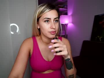 free nude cam girl laurabae_ image #1553675