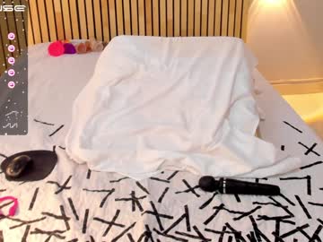 free nude cam girl little_effy18 image #3436798