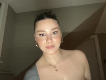 free nude cam girl novavangogh image #5213381