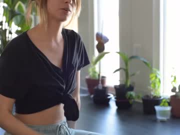 free nude cam girl lizmreow image #1736313