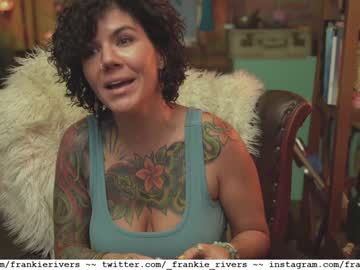 free nude cam girl _frankie_rivers image #4504210