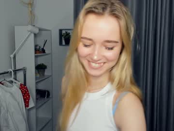 free nude cam girl fresh_cherries image #5275439
