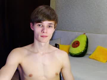 free nude cam man leon_lan image #1404457