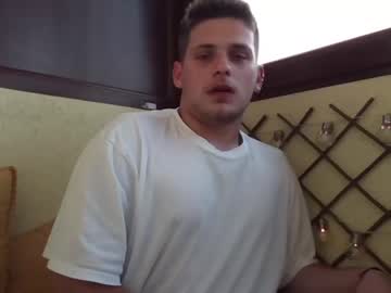 free nude cam man roberto_twink1 image #4455842