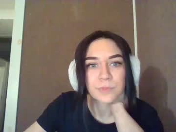 free nude cam girl heidiknight555 image #3460217