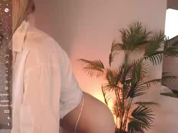 free nude cam girl ellie_lo image #7001895