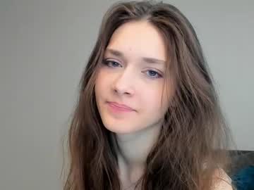 free nude cam girl willa_williams image #3088910