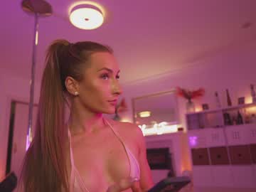 free nude cam girl hannahjames710 image #5419977