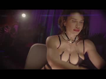 free nude cam girl lucieoude_ image #3730858