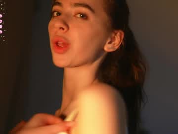 free nude cam girl mother__of__dragons image #5686094
