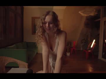 free nude cam girl chillwithkira image #1390987