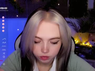 free nude cam girl small_blondee image #4741067