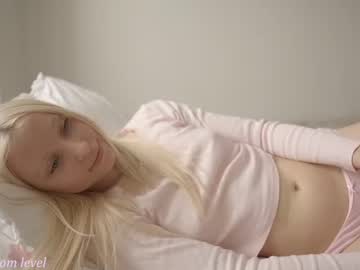 free nude cam girl pureangeldolores image #6537485