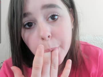 free nude cam girl emilia_me image #1338380