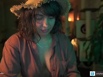 free nude cam girl arletnoa image #1076083