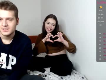 shy_modest_couple cosplay cam
