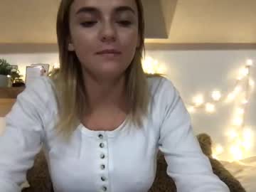 free nude cam girl madyylovee image #2962994