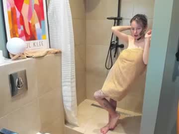 free nude cam girl molly__11 image #5424132